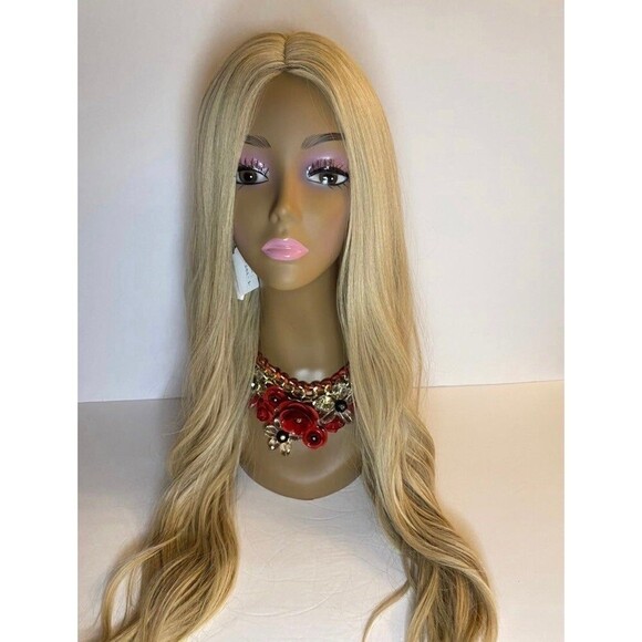 Long Synthetic Wig - Picture 5 of 6